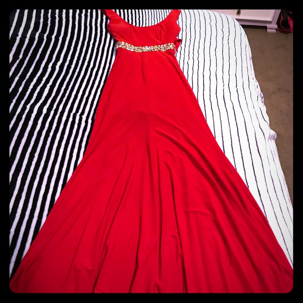 Gorgeous red gown